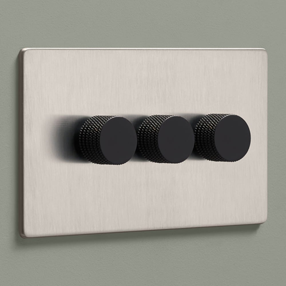 DR_240.003-Mia Urbo Home-wlacznik-wylacznik-lacznik- sciemniacz-dimmer-stal-szczotkowana-srebrny-brushed-steel-czarny- vypínače- zásuvky- hämardam.jpg