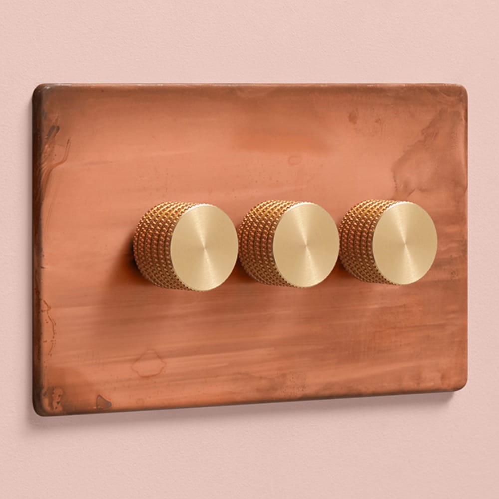 DR_260.003-Mia Urbo-himmennin-wlacznik-wylacznik-lacznik- sciemniacz-dimmer- miedz-cooper-patinated-tarnished-patynowana-loft -zloty-šviesos-jungikliai-lizdai-halványabb.jpg