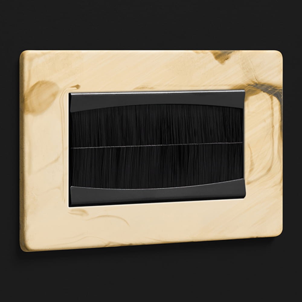 DR_CT50.002 Mia Urbo Home _ przelotka do kabli-cable tidy- cable management-przepust kabli- Kabel Veranstalter-lysbrytere- stikkontakter-gaismas-slēdži-rozetes-ryškesnis-zloty-patyna-gold-brass-patinated.jpg