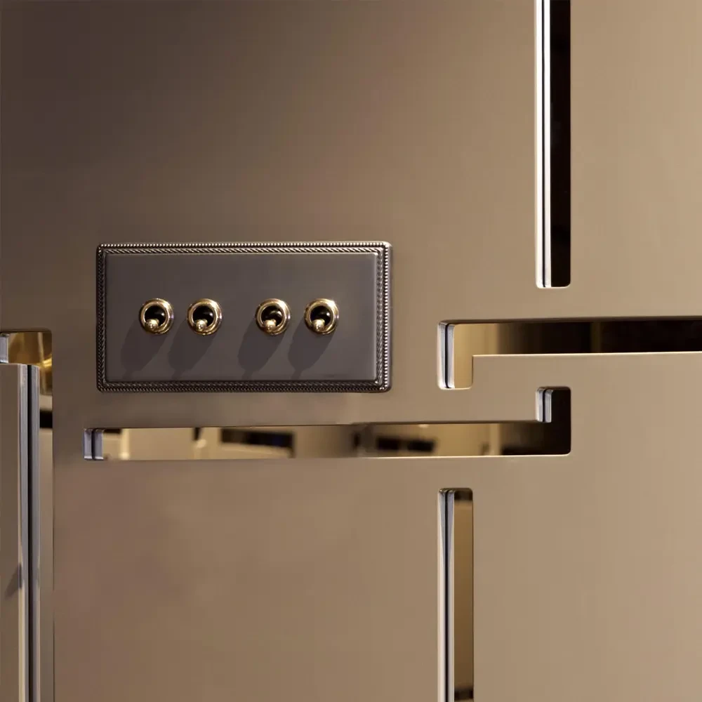 29_1950-Mia-Urbo-FONTINI-RETRO-LOFT-wlacznik-wylacznik-lacznik-switch-вимикачі-розетки-реостат-выключатели-розетки- вимикачі-розетки-villanykapcsolók-aljzatok.webp