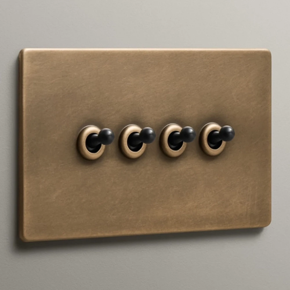 DR-Mia-Urbo-Premium-wlacznik-dzwigniowy-dzwigienkowy-wlacznik-poczworny-automatyka-domowa-zaluzjowy-retro-loft-mosiadz-antykowany 3.webp