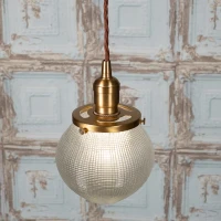 Soho Lighting Hollen Acorn -Mia-Urbo-lampa-wiszaca-sufitowa-pendant-retro-vintage-klasyczna-szklana-pryzmatyczne-antyk-premium-oswietlenie -Lambid-Lamput-Lampes-Lámpák (2).webp
