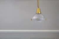 Soho Lighting Hollen Dome -Mia-Urbo-lampa-wiszaca-sufitowa-pendant-retro-vintage-klasyczna-szklana-pryzmatyczne-antyk-premium-oswietlenie -Lambid-Lamput-Lampes-Lámpák.webp