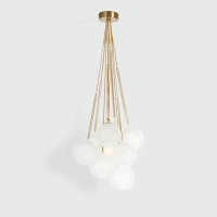 DR-Mia-Urbo-lampa-wiszaca-sufitowa-pendant-zyrandol-kinkiet-bialo-zlota-szklane-kule-premium-oswietlenie-Lampor-Лампи-Лампы-Лямпы 3.webp