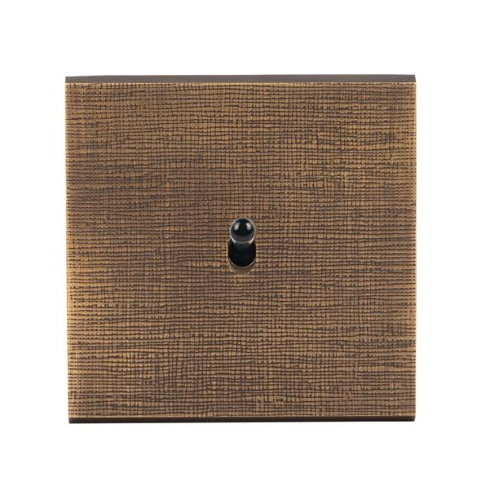 MOD_430_001 - Modelec Premium Light switch socket wlacznik wylacznik lichtschalter smart home Bras mosiadz tekstu 2.webp