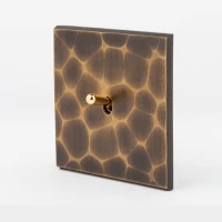 MOD_432_001 Modelec Premium Light switch socket wlacznik wylacznik lichtschalter smart home Brass mosiadz tekstura (.webp