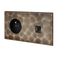 MOD_432_002 Modelec Premium Light switch socket wlacznik wylacznik lichtschalter smart home Brass mosiadz tekstura 2 (1).webp