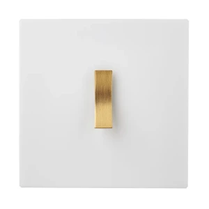 Font Barcelona | Bridge | Włącznik pojedynczy | Biały Corian®