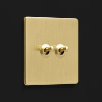 DR_030.002-Mia Urbo Home-wlacznik-wylacznik-lacznik-dzwigniowy-zloty-szczotkowany-brushed-brass-zloty- šviesos-jungikliai-lizdai-halványabb.webp