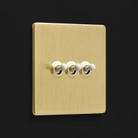 DR_030.003-Mia Urbo Home-wlacznik-wylacznik-lacznik-dzwigniowy-zloty-szczotkowany-bialy-lichtschalter- Steckdosen-lysdæmper.webp