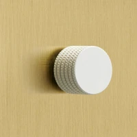 DR_230.001-Mia Urbo Home-wlacznik-wylacznik-lacznik-regulowany-sciemniacz- dimmer-zloty-szczotkowany-bialy-lichtschalter- Steckdosen-lysdæmper (1).webp