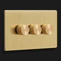 DR_230.003-Mia Urbo Home-wlacznik-wylacznik-lacznik-regulowany-sciemniacz- dimmer-zloty-szczotkowany-bialy-lichtschalter- Steckdosen-lysdæmper (2).webp