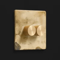 DR_250.002-Mia Urbo Home-wlacznik-wylacznik-lacznik-sciemniacz-dimmer -zloty- patynowany-zloty-gold-brass-patinated-šviesos-jungikliai-lizdai-halványabb.webp