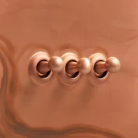 DR_060.003-Mia Urbo Home-wlacznik-wylacznik-lacznik-dzwigniowy-dzwigienkowy-miedz-patynowana-copper -miedz- vypínače-zásuvky-stmievač (1).webp