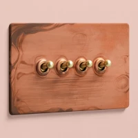 DR_060.004-Mia Urbo Home-wlacznik-wylacznik-lacznik-sciemniacz- dzwigniowy-dzwigienkowy-toggle-miedz-patynowana-copper-patinated-zloty-šviesos-jungikliai-lizdai-halványabb.webp