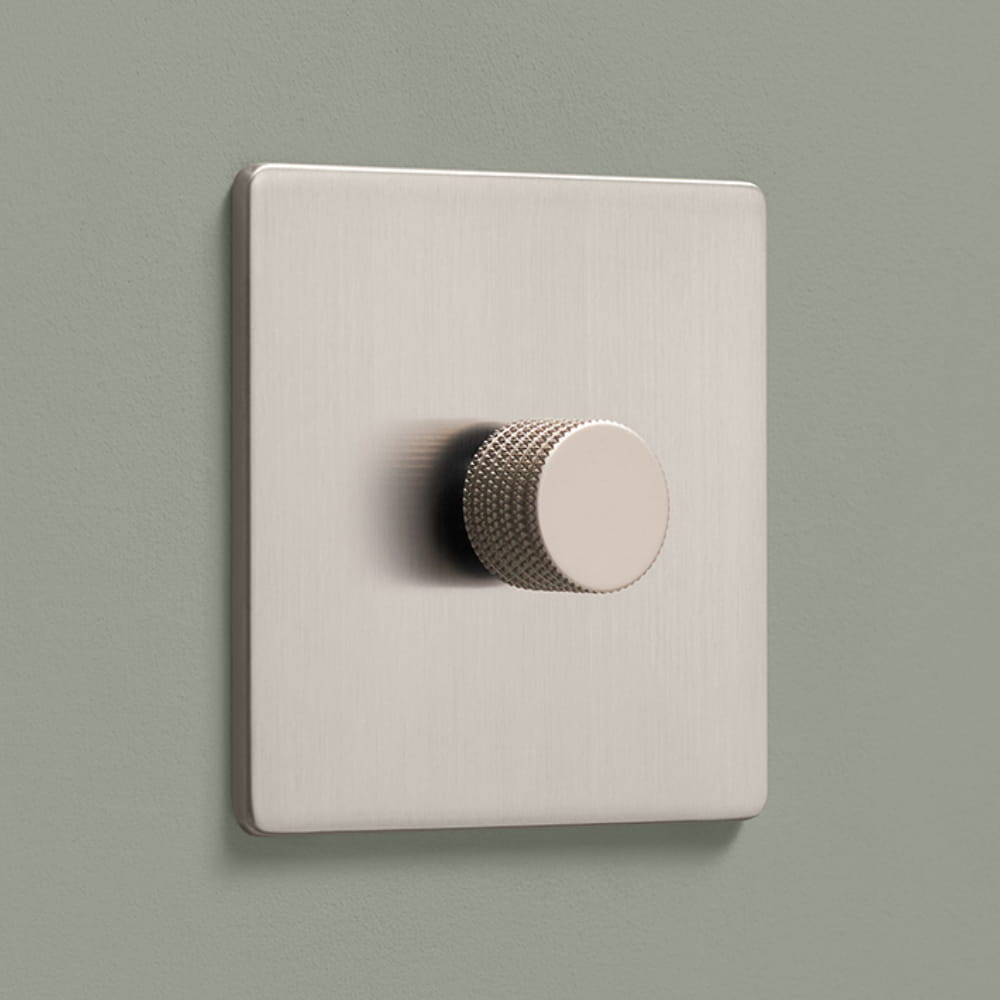 DR_240.001-Mia Urbo Home-wlacznik-wylacznik-lacznik-sciemniacz-dimmer-stal-szczotkowana-srebrny-brushed-steel-srebrny-lysbrytere- stikkontakter-gaismas-slēdži-rozetes-ryškesnis.jpg