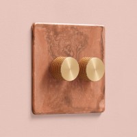 DR_260.002-Mia Urbo-himmennin-wlacznik-wylacznik-lacznik- sciemniacz-dimmer- miedz-cooper-patinated-tarnished-patynowana-loft -zloty-šviesos-jungikliai-lizdai-halványabb (1).jpg