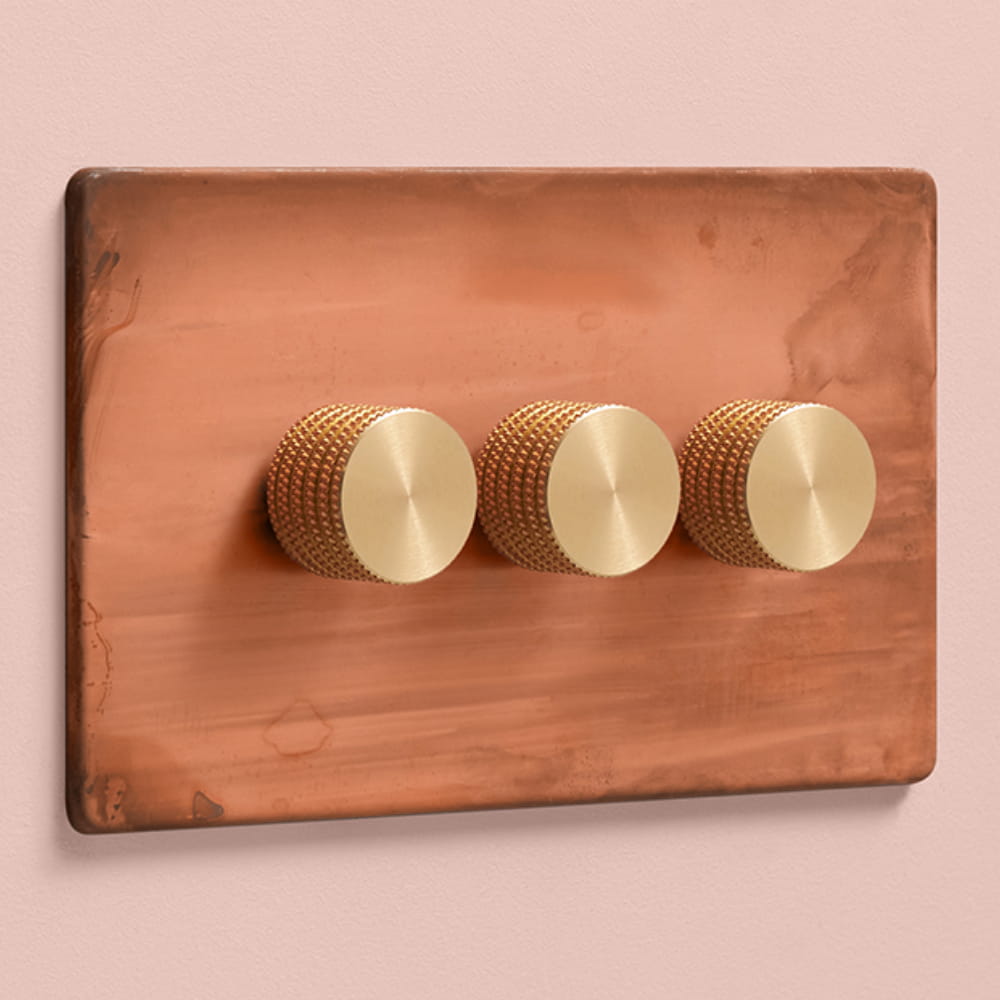 DR_260.003-Mia Urbo-himmennin-wlacznik-wylacznik-lacznik- sciemniacz-dimmer- miedz-cooper-patinated-tarnished-patynowana-loft -zloty-šviesos-jungikliai-lizdai-halványabb.jpg