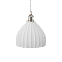 Soho-Lighting- Large Scallop bialy-Mia-Urbo-lampa-oswietlenie-nowoczesne-vintage-zloty-mosiadz-szklane-premium-Lampor-Лампи-Lempos-Lampas 1.webp