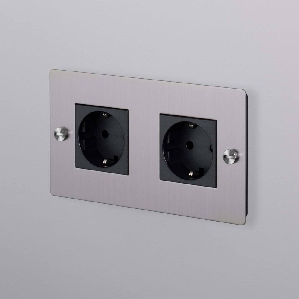 Mia-Urbo- Buster-Punch-stal-szczotkowana-gniazdo-podwojne-RETRO-LOFT-Dzwigniowy-schodowy-krzyzowy-Home-automation-smart-gaismas-slēdži-rozetes-ryškesnis.jpg