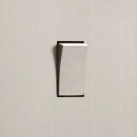 DR_140.001-Mia Urbo Home-wlacznik-wylacznik-lacznik-klawiszowy srebrny-szczotkowany-srebrny- vypínače- zásuvky (1).webp