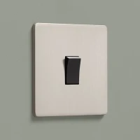 DR_140.001-Mia Urbo Home-wlacznik-wylacznik-lacznik-klawiszowy-srebrny-szczotkowany-czarny-Home-automation-smart.webp