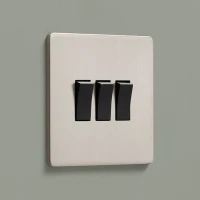 DR_140.003-Mia Urbo Home-wlacznik-wylacznik-lacznik-klawiszowy-srebrny-szczotkowany-czarny-Home-automation-smart.webp