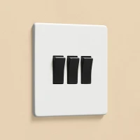 DR_110.003-Mia Urbo Home-wlacznik-wylacznik-lacznik-klawiszowy-biały-czarny-Home-automation-smart.webp